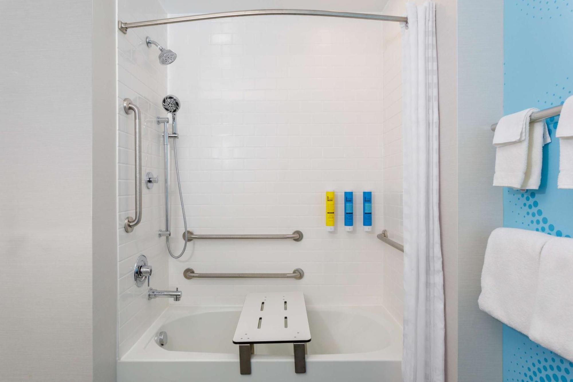 Tru By Hilton Panama City Beach Upper Grand Lagoon Екстер'єр фото